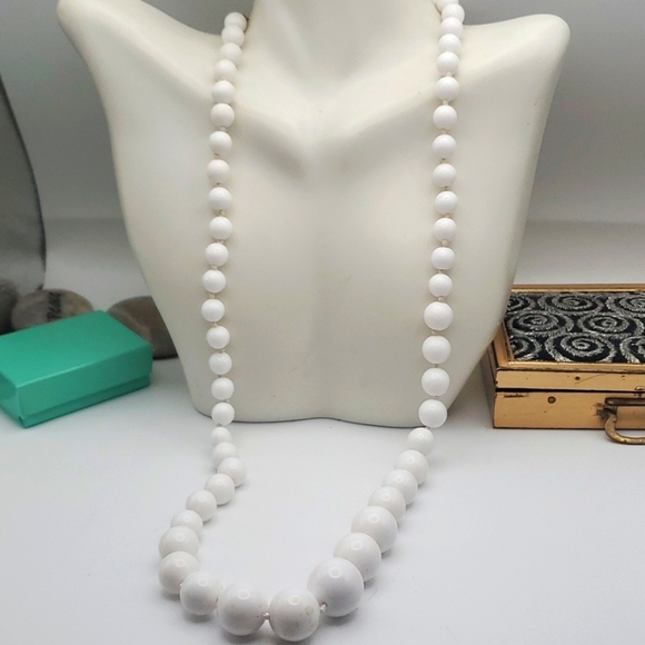 Estate pop beads 1960s retro vintage necklace white beaded cascade N2240‎ - Picture 1 of 4